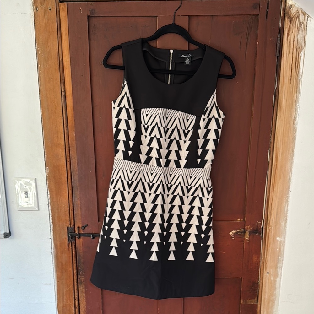 Black and White Geometric Pattern Dress